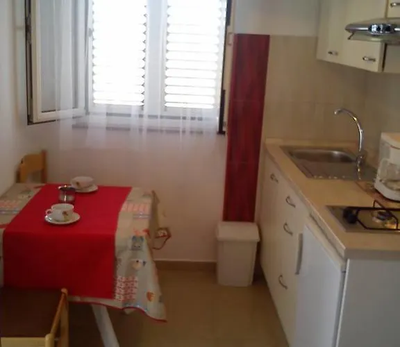 Apartment Marko Vrsi