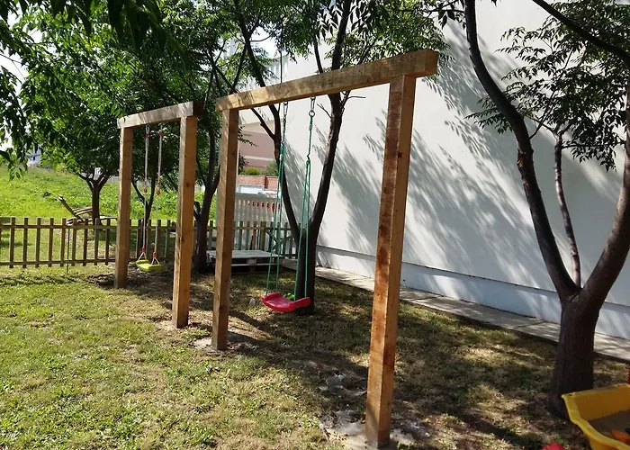 Apartment Marko Vrsi
